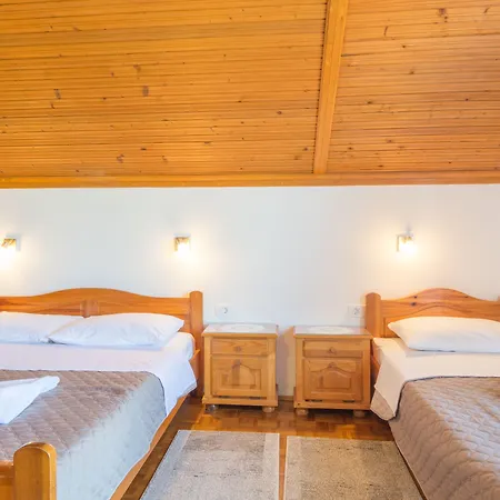 krevet i doručak Maki