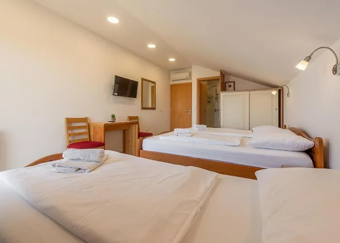 Maki Bed and Breakfast