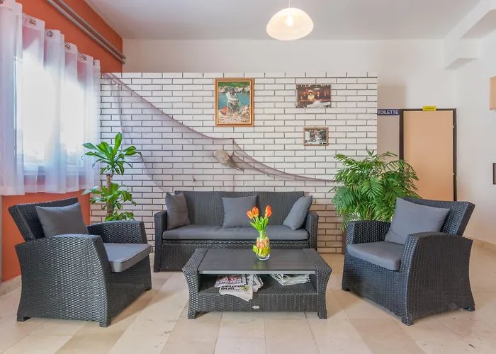 Bed and Breakfast Maki Biograd Na Moru