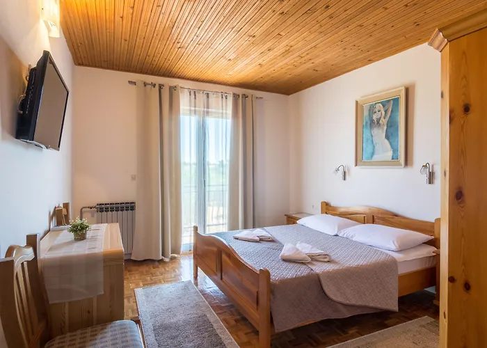 Bed and Breakfast Maki Biograd Na Moru