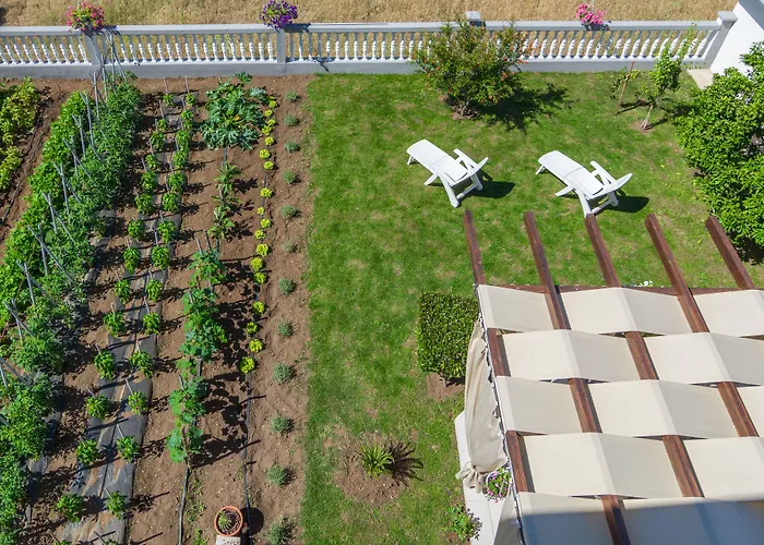 Maki Bed and Breakfast