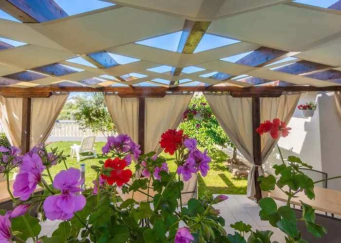 Bed and Breakfast Maki Biograd Na Moru