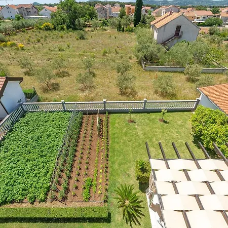 Maki Bed & Breakfast Biograd Na Moru